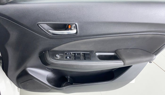 2021 Maruti Swift VXI, Petrol, Manual, 25,401 km, Driver Side Door Panels Control
