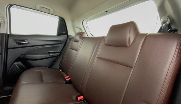 2021 Maruti Swift VXI, Petrol, Manual, 25,401 km, Right Side Rear Door Cabin