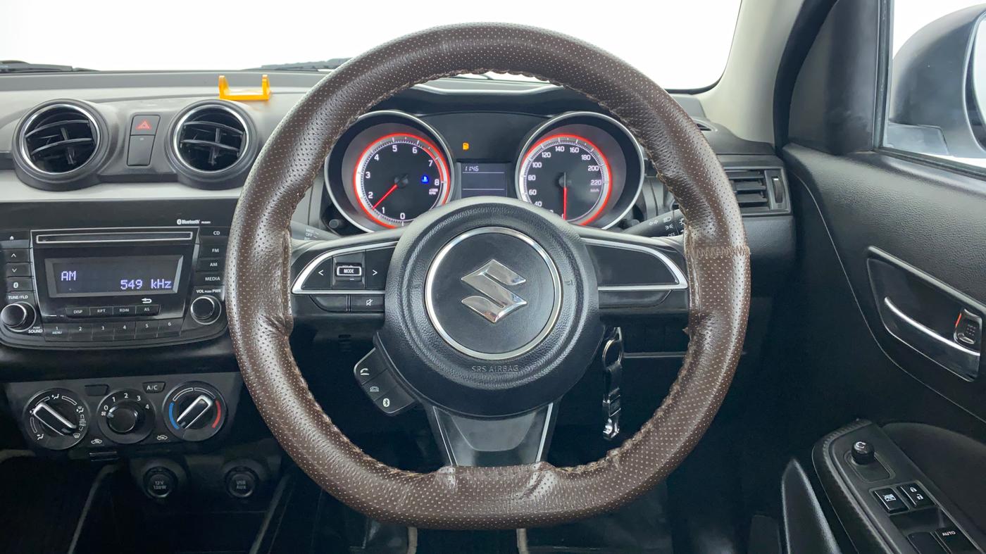 2021 Maruti Swift VXI, Petrol, Manual, 25,401 km, Steering Wheel Close Up