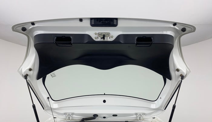 2021 Maruti Swift VXI, Petrol, Manual, 25,401 km, Boot Door Open