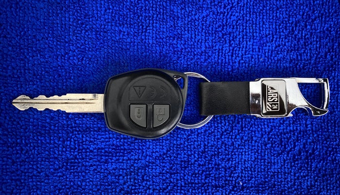 2020 Maruti Swift VXI D, Petrol, Manual, 11,035 km, Key Close Up