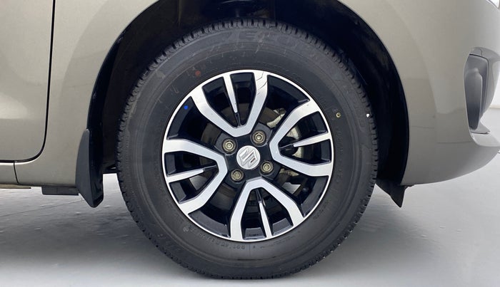 2020 Maruti Swift VXI D, Petrol, Manual, 11,035 km, Right Front Wheel