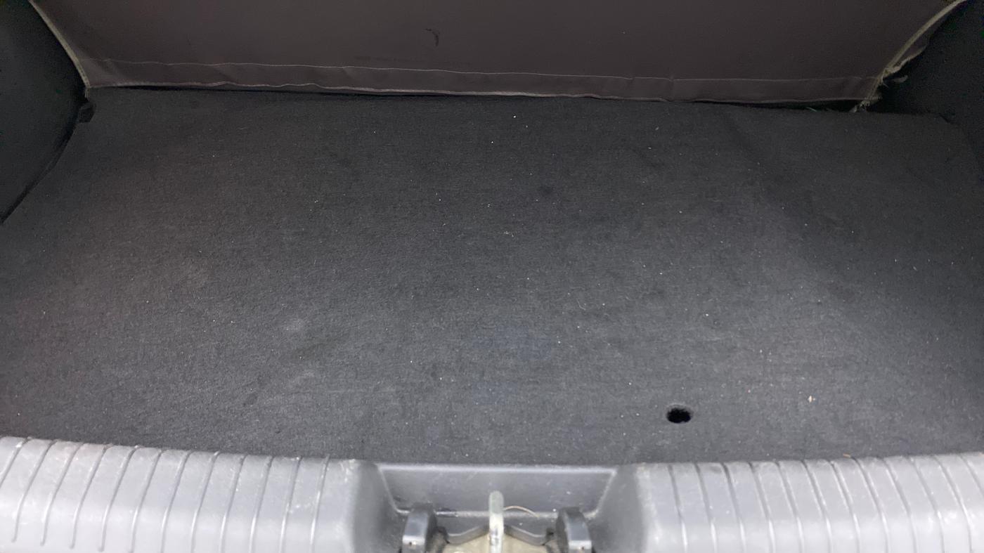 2013 Hyundai i20 MAGNA 1.2, Petrol, Manual, 54,222 km, Boot Inside