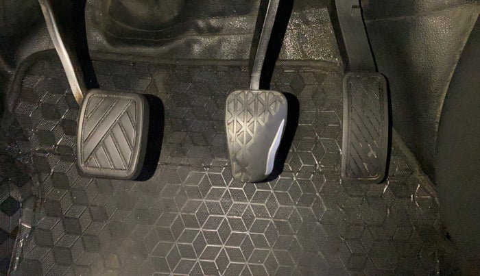 2017 Ford New Figo TITANIUM1.5 DIESEL, Diesel, Manual, 74,450 km, Pedals