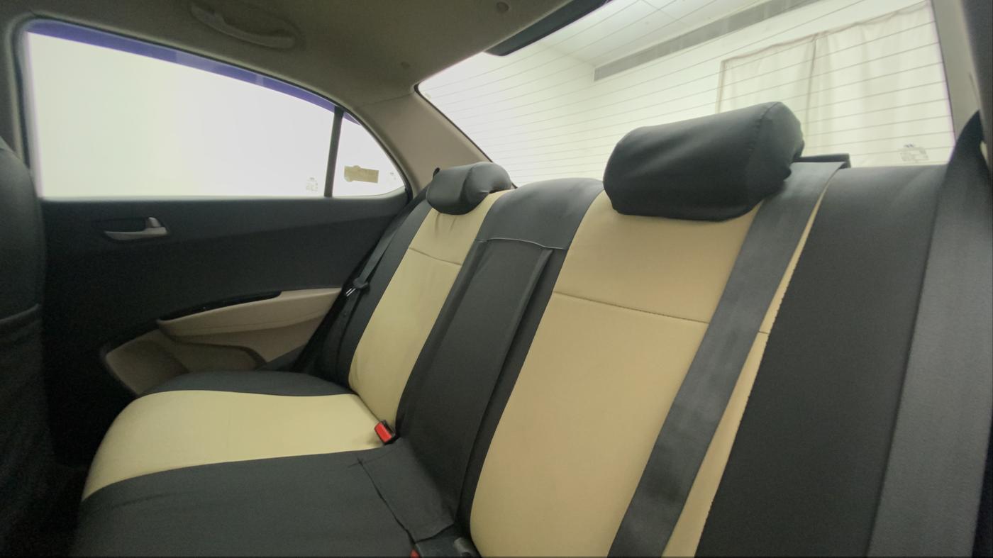 2014 Hyundai Xcent S 1.2, Petrol, Manual, 67,485 km, Right Side Rear Door Cabin