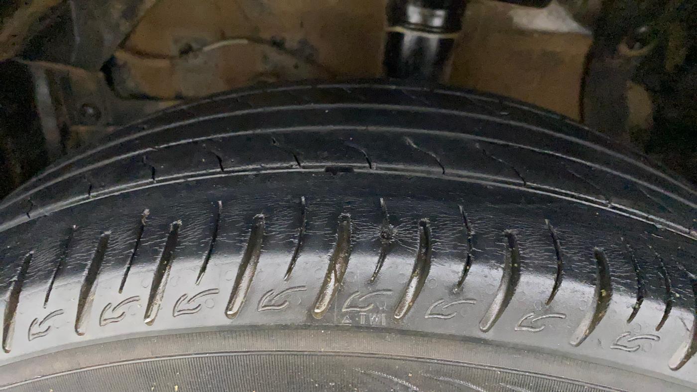 2021 Maruti Vitara Brezza VXI, Petrol, Manual, 61,054 km, Left Front Tyre Tread