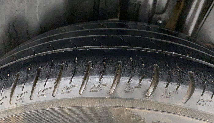 2021 Maruti Vitara Brezza VXI, Petrol, Manual, 61,054 km, Left Rear Tyre Tread