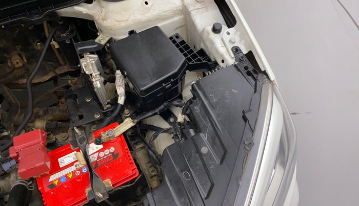 2021 Maruti Vitara Brezza VXI, Petrol, Manual, 61,054 km, Left headlight - Clamp has minor damage