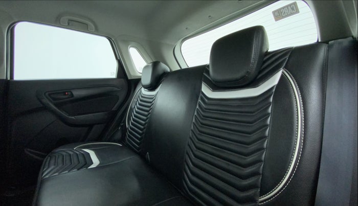 2021 Maruti Vitara Brezza VXI, Petrol, Manual, 61,054 km, Right Side Rear Door Cabin