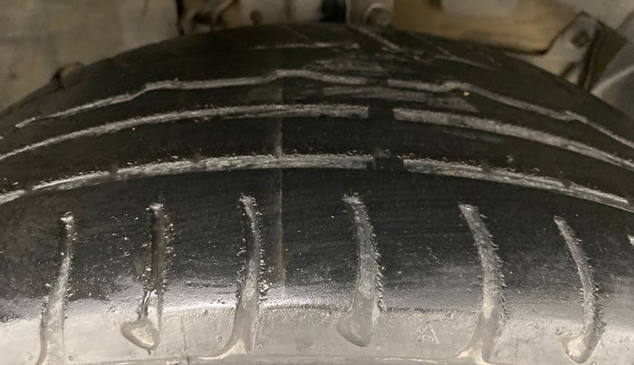 2016 Renault Duster RXZ 85 PS DIESEL, Diesel, Manual, 53,474 km, Right Front Tyre Tread