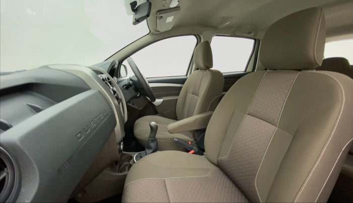 2016 Renault Duster RXZ 85 PS DIESEL, Diesel, Manual, 53,474 km, Right Side Front Door Cabin