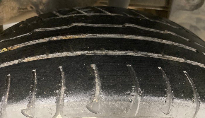 2016 Renault Duster RXZ 85 PS DIESEL, Diesel, Manual, 53,474 km, Left Rear Tyre Tread