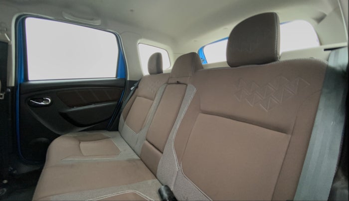 2019 Renault Duster RXZ DIESEL 110, Diesel, Manual, 44,416 km, Right Side Rear Door Cabin