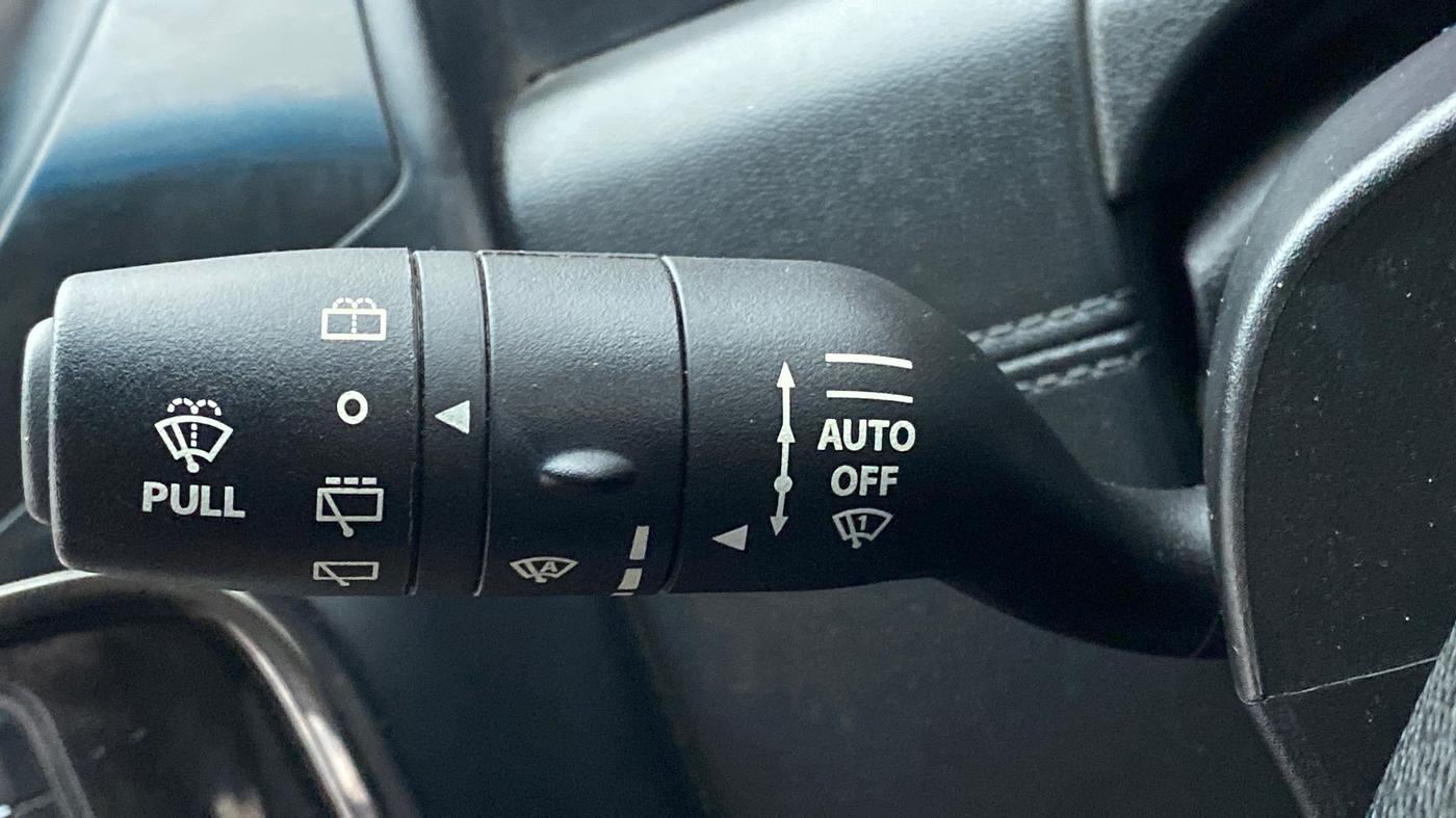 2017 Tata Hexa Varicor 400 XTA, Diesel, Automatic, 78,916 km, Rain Sensing Wipers