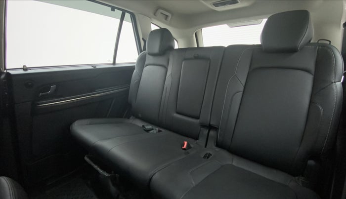 2017 Tata Hexa Varicor 400 XTA, Diesel, Automatic, 78,916 km, Right Side Rear Door Cabin