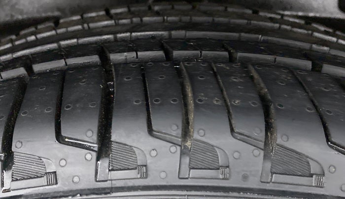 2017 Tata Hexa Varicor 400 XTA, Diesel, Automatic, 78,916 km, Left Rear Tyre Tread