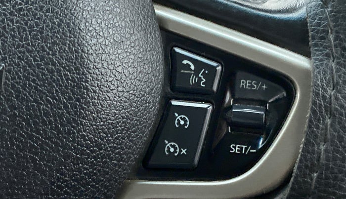 2017 Tata Hexa Varicor 400 XTA, Diesel, Automatic, 78,916 km, Adaptive Cruise Control