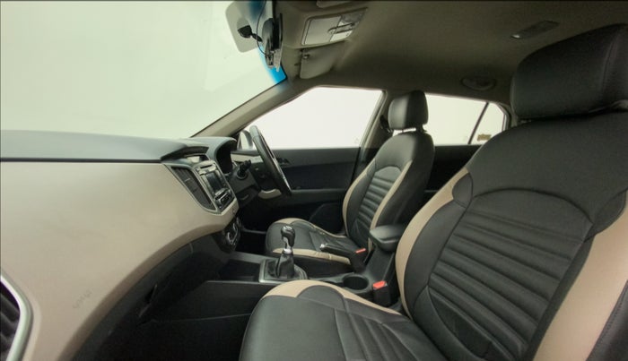 2017 Hyundai Creta E PLUS 1.6 PETROL, Petrol, Manual, 57,918 km, Right Side Front Door Cabin