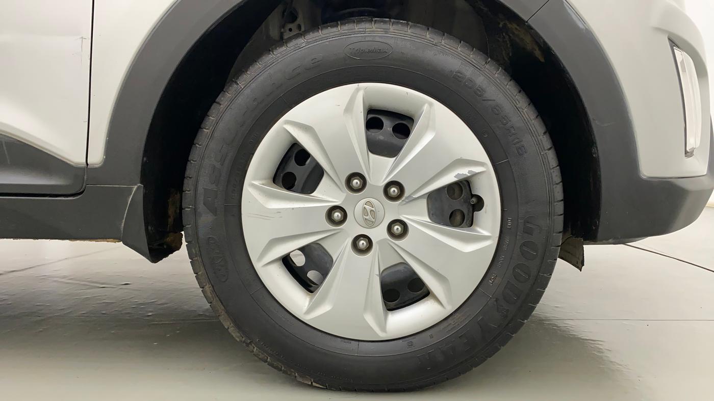 2017 Hyundai Creta E PLUS 1.6 PETROL, Petrol, Manual, 57,918 km, Right Front Wheel