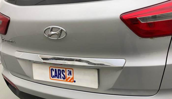 2017 Hyundai Creta E PLUS 1.6 PETROL, Petrol, Manual, 57,918 km, Dicky (Boot door) - Slightly dented