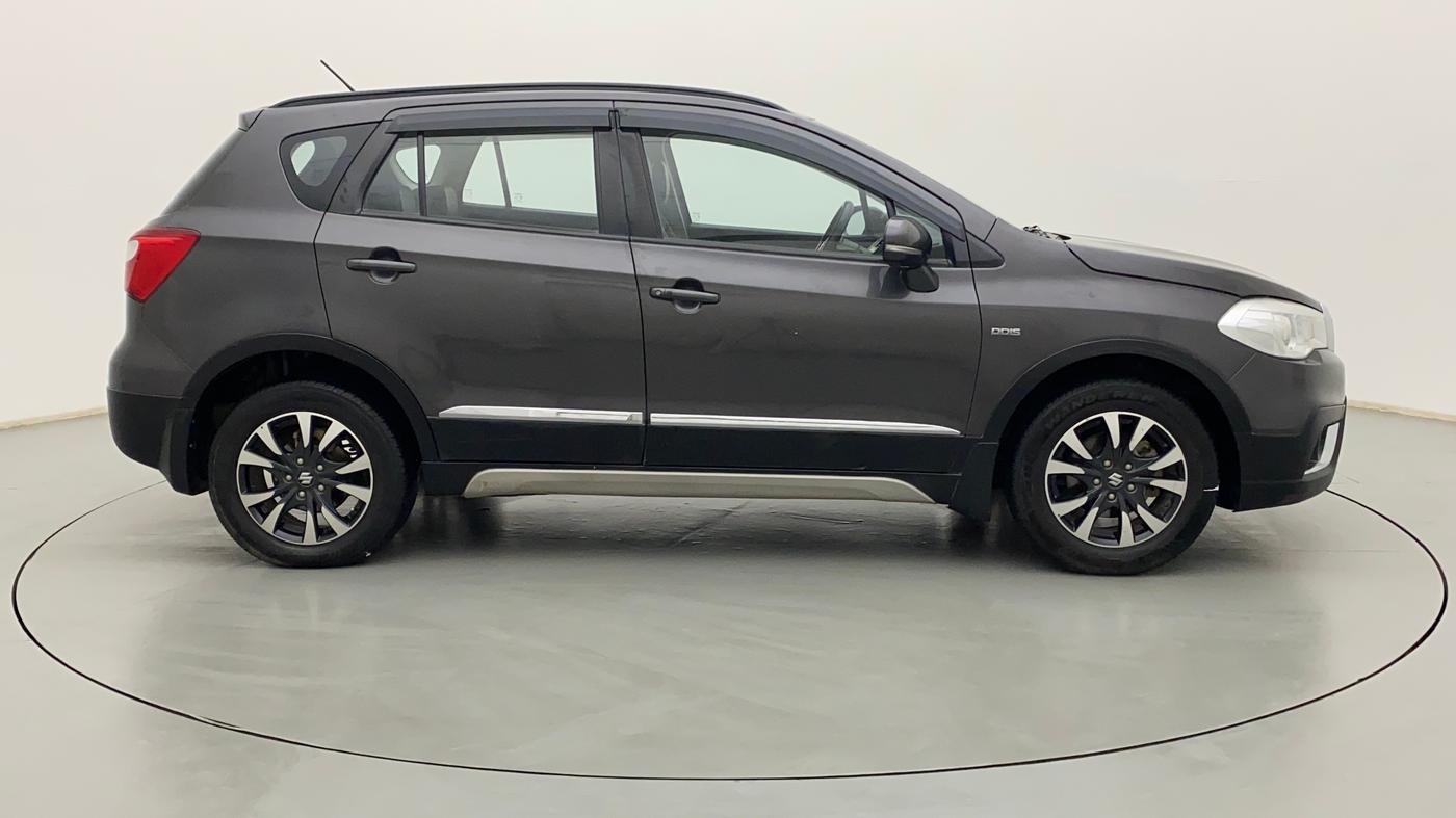 2018 Maruti S Cross ZETA 1.3, Diesel, Manual, 1,22,827 km, Right Side View