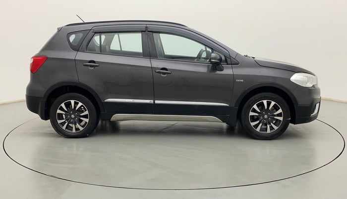 2018 Maruti S Cross ZETA 1.3, Diesel, Manual, 1,22,827 km, Right Side View