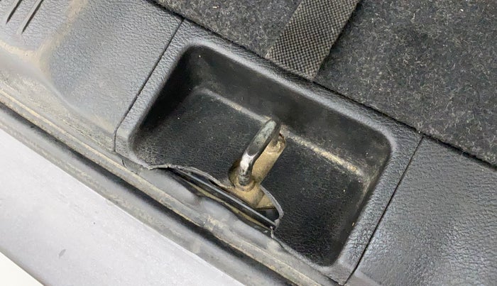 2018 Maruti S Cross ZETA 1.3, Diesel, Manual, 1,22,827 km, Dicky (Boot door) - Weather strip has minor damage