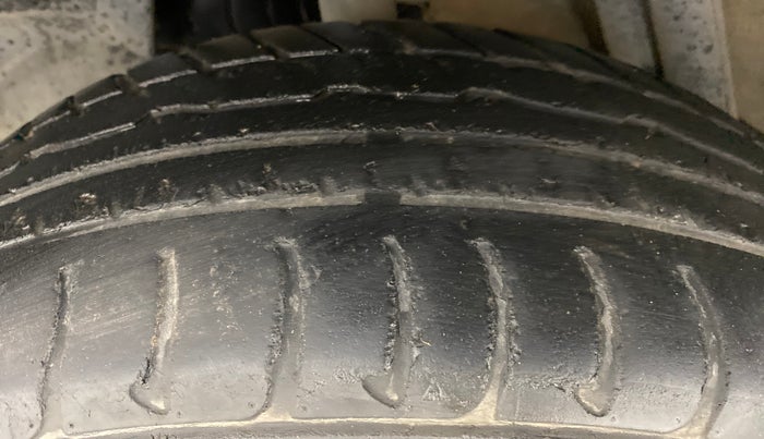 2013 Nissan Terrano XL PLUS 85 PS DEISEL, Diesel, Manual, 57,461 km, Right Rear Tyre Tread