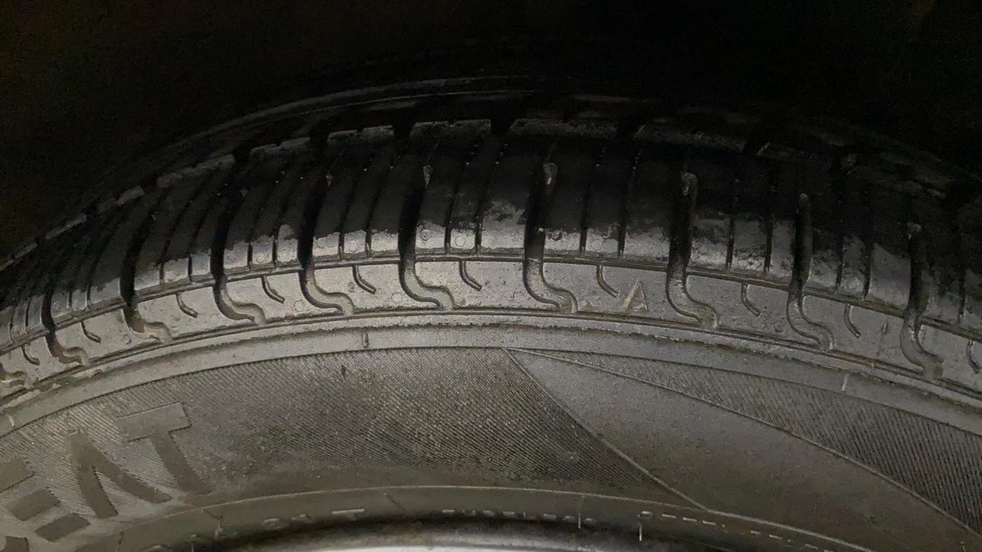 2015 Hyundai Xcent S 1.2, Petrol, Manual, 63,696 km, Left Rear Tyre Tread