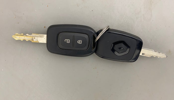 2020 Renault Kwid RXL, Petrol, Manual, 23,126 km, Key Close Up