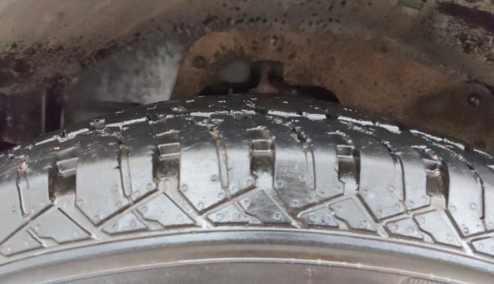 2022 Mahindra Thar LX HT PETROL 4WD MT, Petrol, Manual, 12,091 km, Left Front Tyre Tread