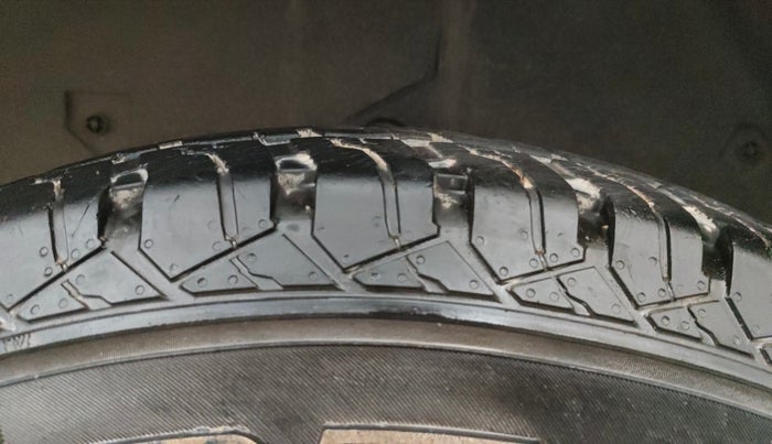 2022 Mahindra Thar LX HT PETROL 4WD MT, Petrol, Manual, 12,091 km, Left Rear Tyre Tread