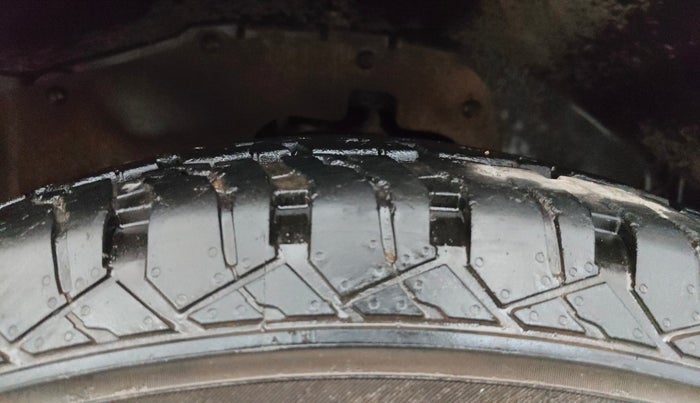 2022 Mahindra Thar LX HT PETROL 4WD MT, Petrol, Manual, 12,091 km, Right Front Tyre Tread