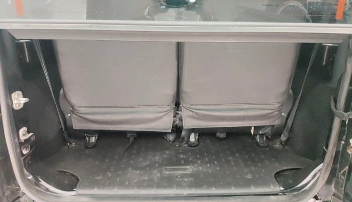 2022 Mahindra Thar LX HT PETROL 4WD MT, Petrol, Manual, 12,091 km, Boot Inside