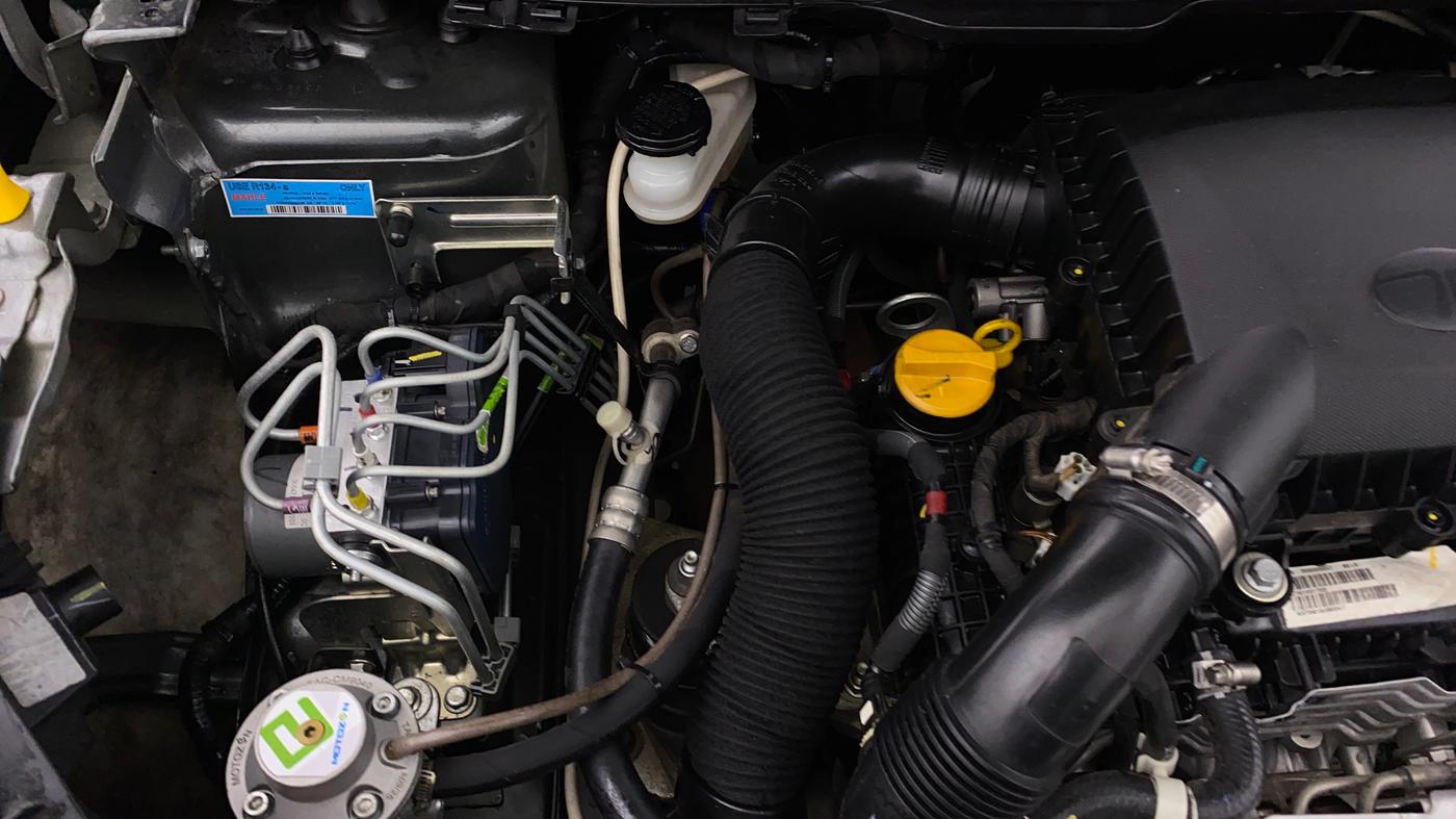 2025 Tata Curvv Creative 1.2 Petrol 7DCA, CNG, Automatic, 19,620 km, Engine View - Right