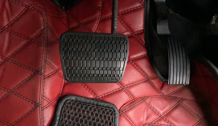 2025 Tata Curvv Creative 1.2 Petrol 7DCA, CNG, Automatic, 19,564 km, Pedals