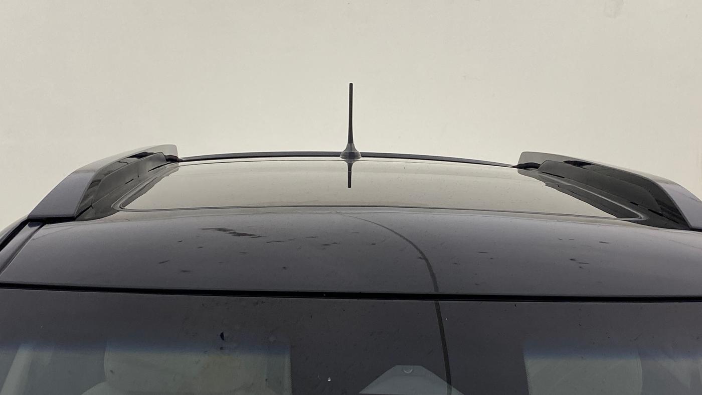 2024 Mahindra XUV 3XO AX7L 1.2 Petrol AT, Petrol, Automatic, 27,641 km, Moonroof/ Sunroof