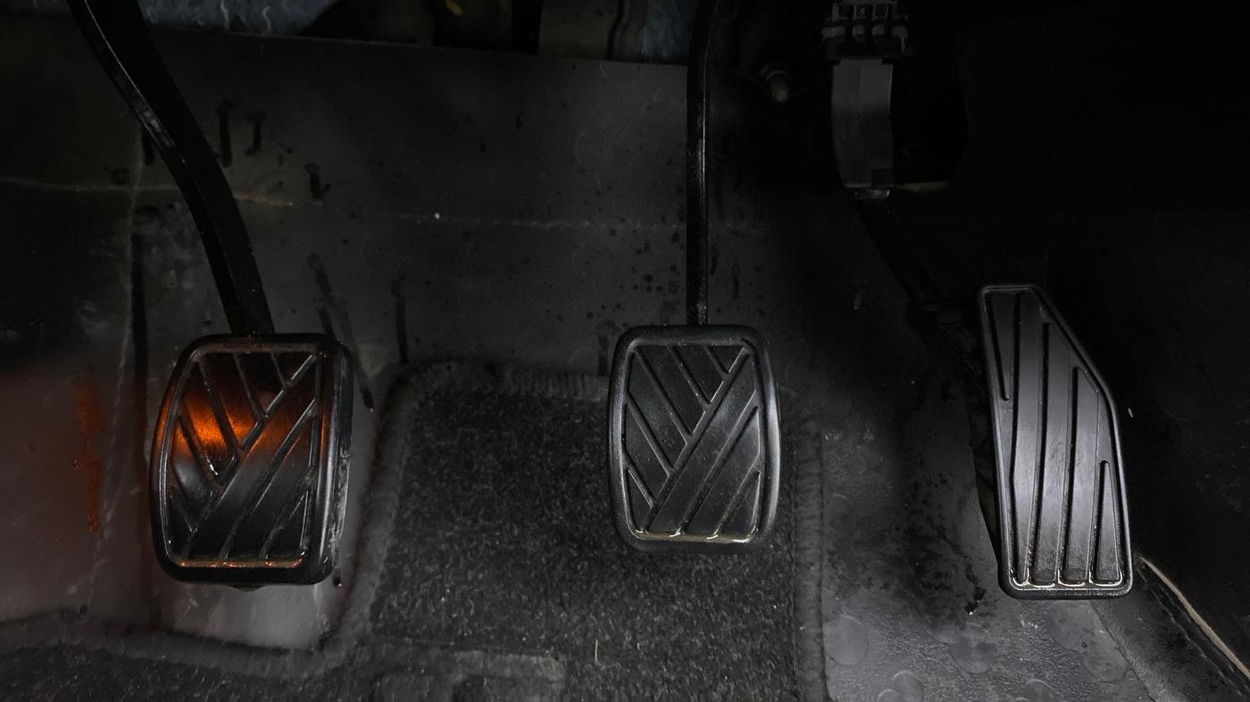 2019 Maruti Baleno ZETA PETROL 1.2, Petrol, Manual, 25,468 km, Pedals