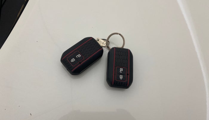 2020 Maruti IGNIS ALPHA 1.2 AMT, Petrol, Automatic, 27,784 km, Key Close Up