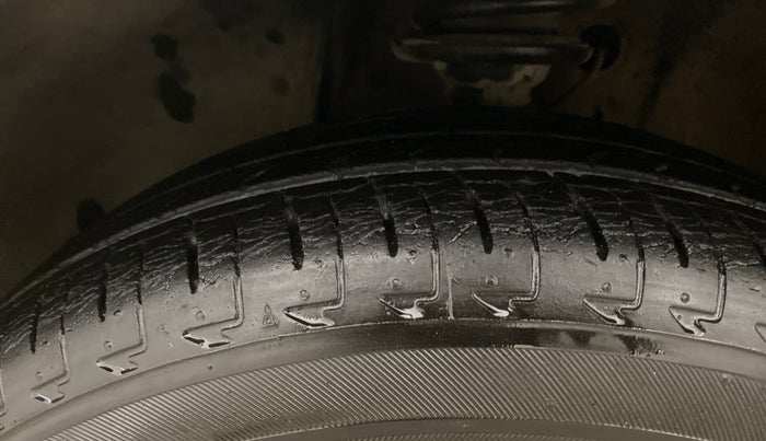 2020 Maruti IGNIS ALPHA 1.2 AMT, Petrol, Automatic, 27,784 km, Left Front Tyre Tread