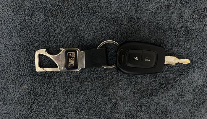 2021 Renault Kwid RXT 1.0 (O), Petrol, Manual, 37,048 km, Key Close Up
