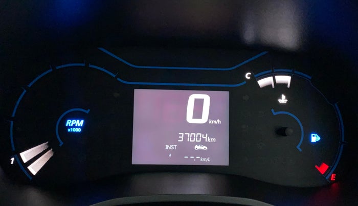 2021 Renault Kwid RXT 1.0 (O), Petrol, Manual, 37,048 km, Odometer Image