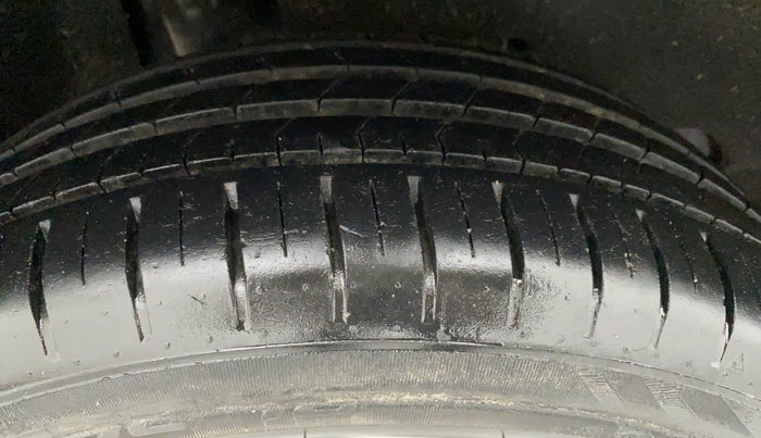 2020 Maruti Baleno ZETA PETROL 1.2, Petrol, Manual, 20,856 km, Right Rear Tyre Tread