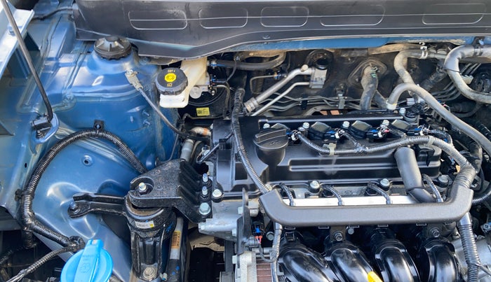 2022 Hyundai VENUE S 1.2, Petrol, Manual, 37,067 km, Engine View - Right