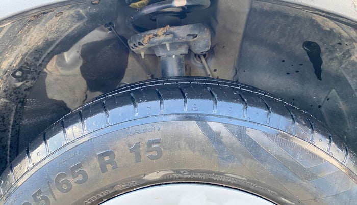 2022 Hyundai VENUE S 1.2, Petrol, Manual, 37,067 km, Right Front Tyre Tread