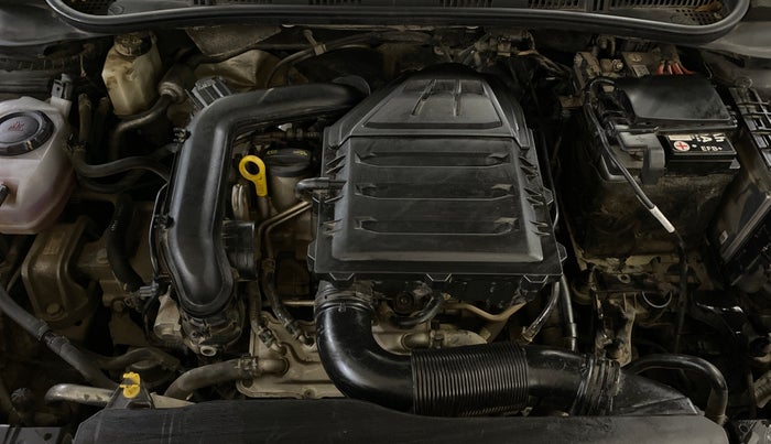 2022 Skoda SLAVIA AMBITION 1.0L TSI AT, Petrol, Automatic, 81,928 km, Engine View