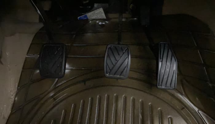 2019 Maruti Dzire ZXI, Petrol, Manual, 43,145 km, Pedals