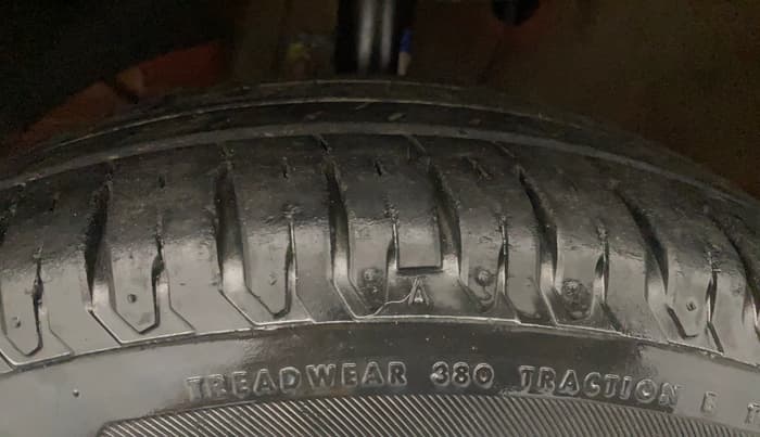 2019 Maruti Dzire ZXI, Petrol, Manual, 43,145 km, Left Front Tyre Tread