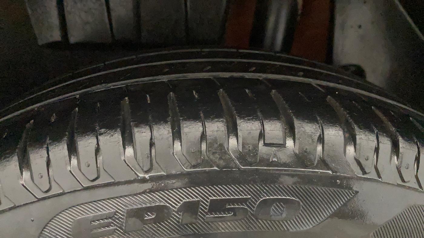 2019 Maruti Dzire ZXI, Petrol, Manual, 43,145 km, Left Rear Tyre Tread