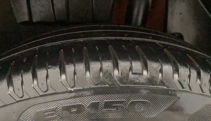 2019 Maruti Dzire ZXI, Petrol, Manual, 43,145 km, Left Rear Tyre Tread